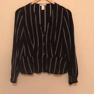 H&M Women’s Top V-Neck